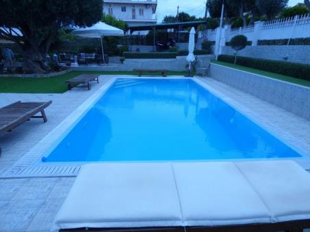 villa with pool is salamis island