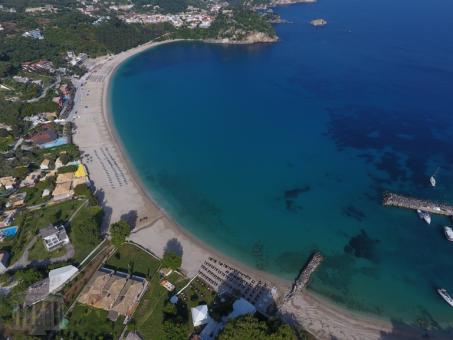 With panoramic view of the famous beach of Epirus, 2000sq.m for sale in Parga