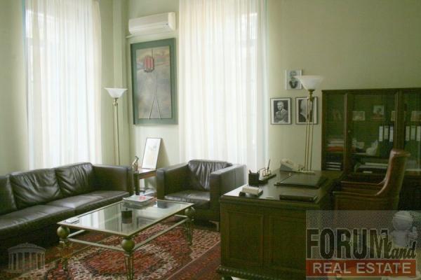 CODE 6395 - Business building for sale Historical Center of Thessaloniki