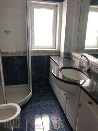 Νεοδμητο πολυτελες οροφοδιαμερισμα 115τμ, 3υδ, 2 μπάνια τριώροφου κατοικίας στο Μπλε Λιμανακι Ραφηνας